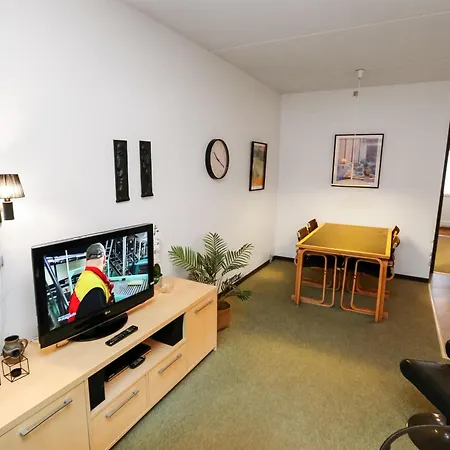 Paen Til 4 Personer Med Internet Sj3106 아파트 *